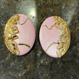 La Rage Vintage Modernist Pink and Gold Oval Ceramic Earrings